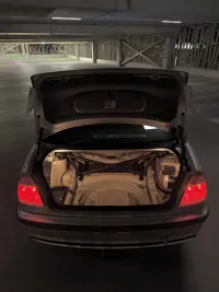 BMW 323 E46 2.5 125kW thumbnail