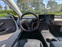 Tesla Model 3 Performance FSD 0.0 155kW thumbnail