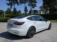 Tesla Model 3 Performance FSD 0.0 155kW thumbnail
