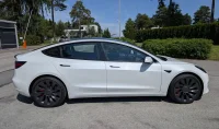 Tesla Model 3 Performance FSD 0.0 155kW thumbnail
