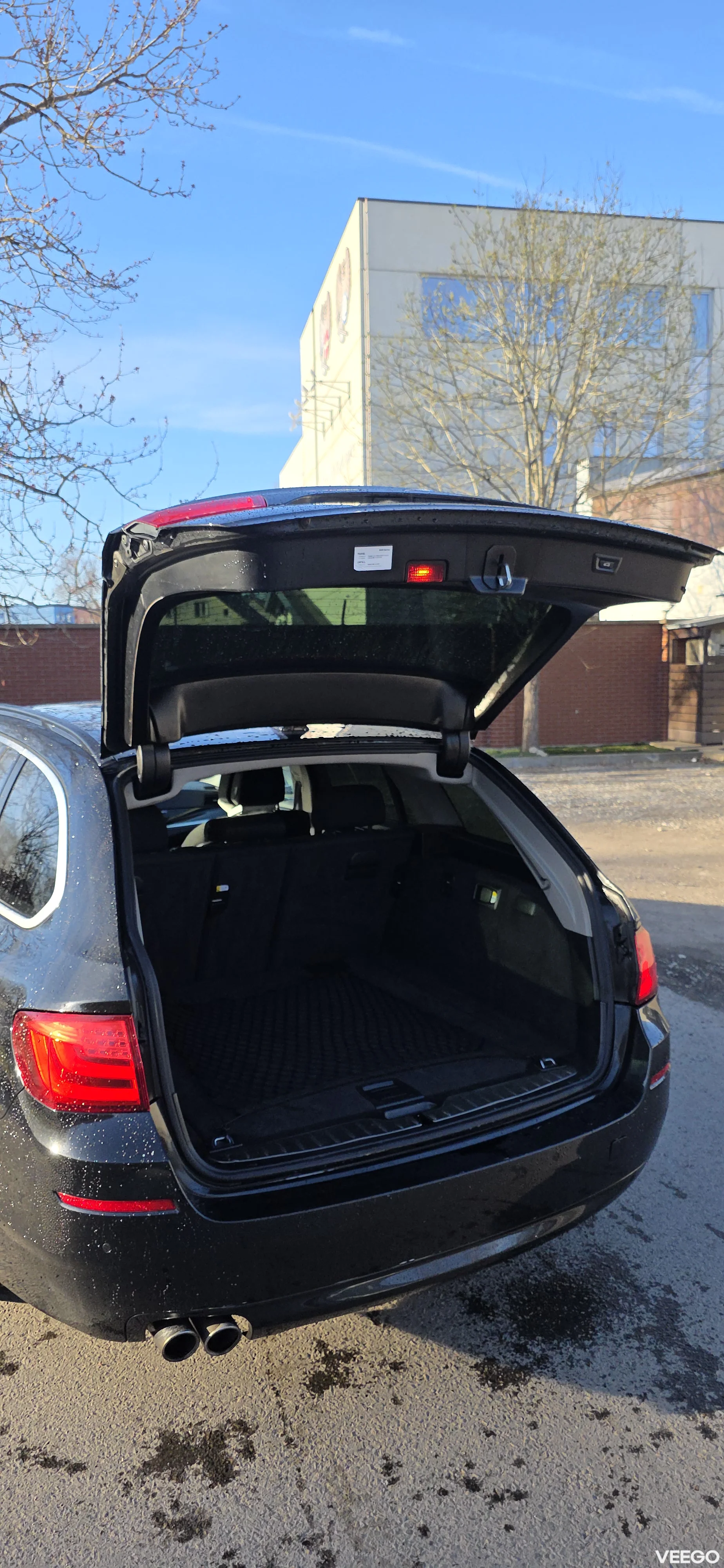 BMW 520 520d 2.0 135kW