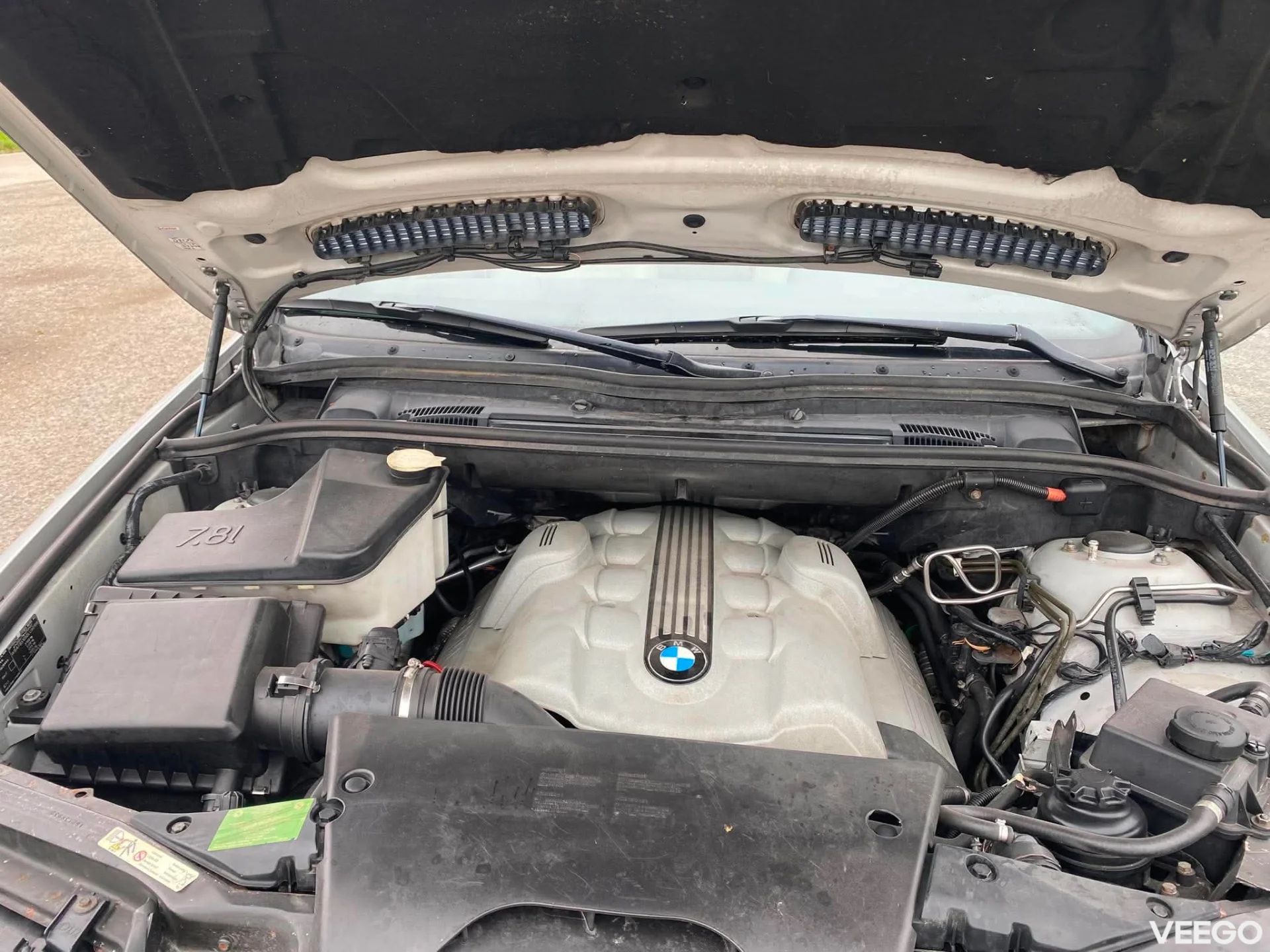 BMW X5 4.4 235kW