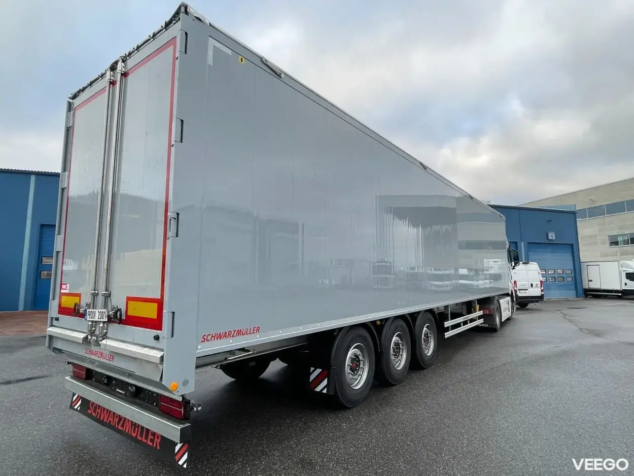 Schwarzmüller J-SERIE