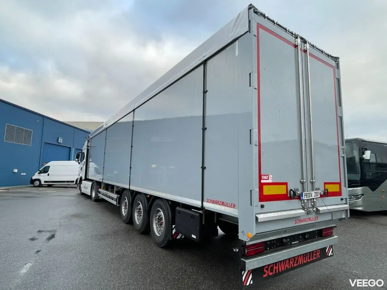 Schwarzmüller J-SERIE