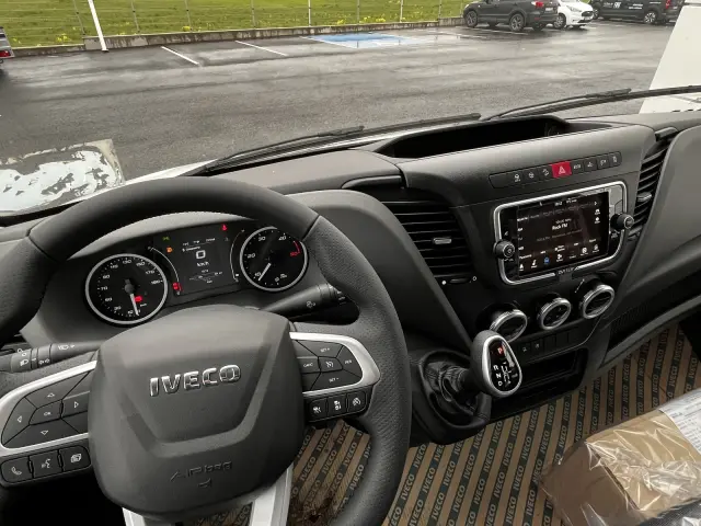 Image of Iveco Daily  35S18HA8 V
