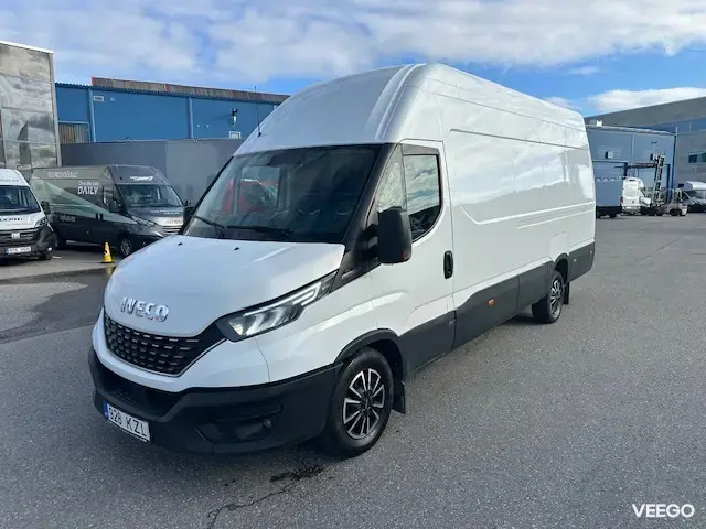 Iveco Daily  35S18HA8 V 18m3 Hi-Matic 3 132kW