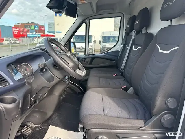 Iveco Daily  35S18HA8 V 18m3 Hi-Matic 3 132kW