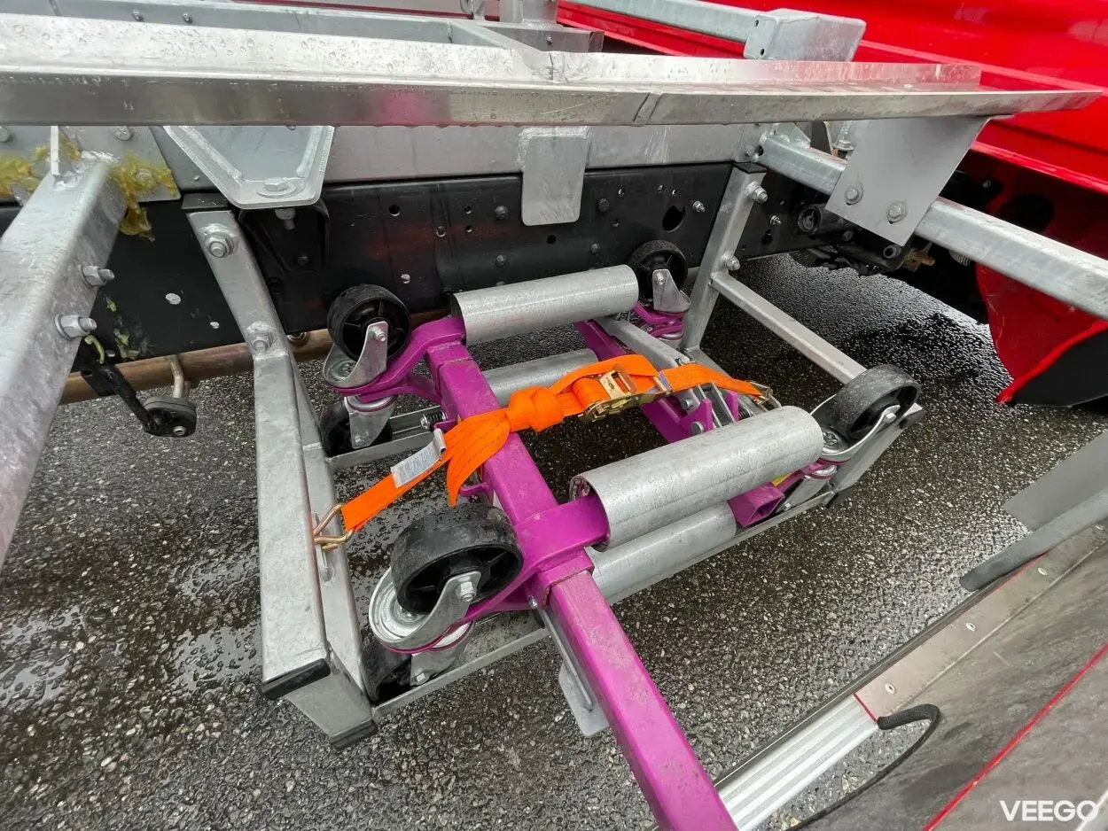 Iveco Daily  70C18H/P Tevor puksiirauto 3 129kW