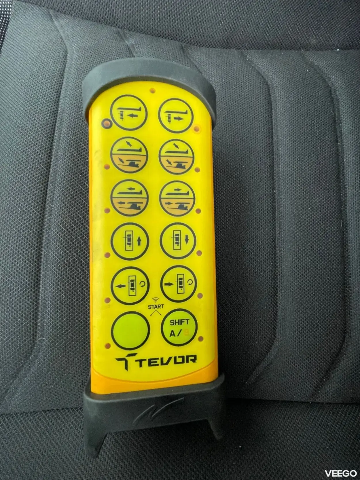 Iveco Daily  70C18H/P Tevor puksiirauto 3 129kW