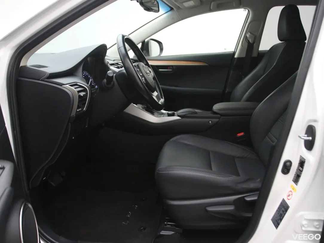 Lexus NX 2.5 145kW