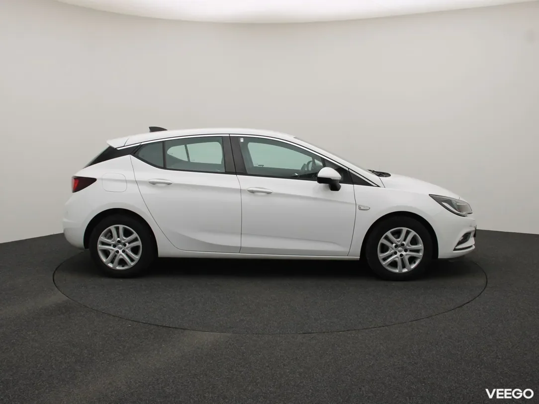 Opel Astra 1.6 81kW
