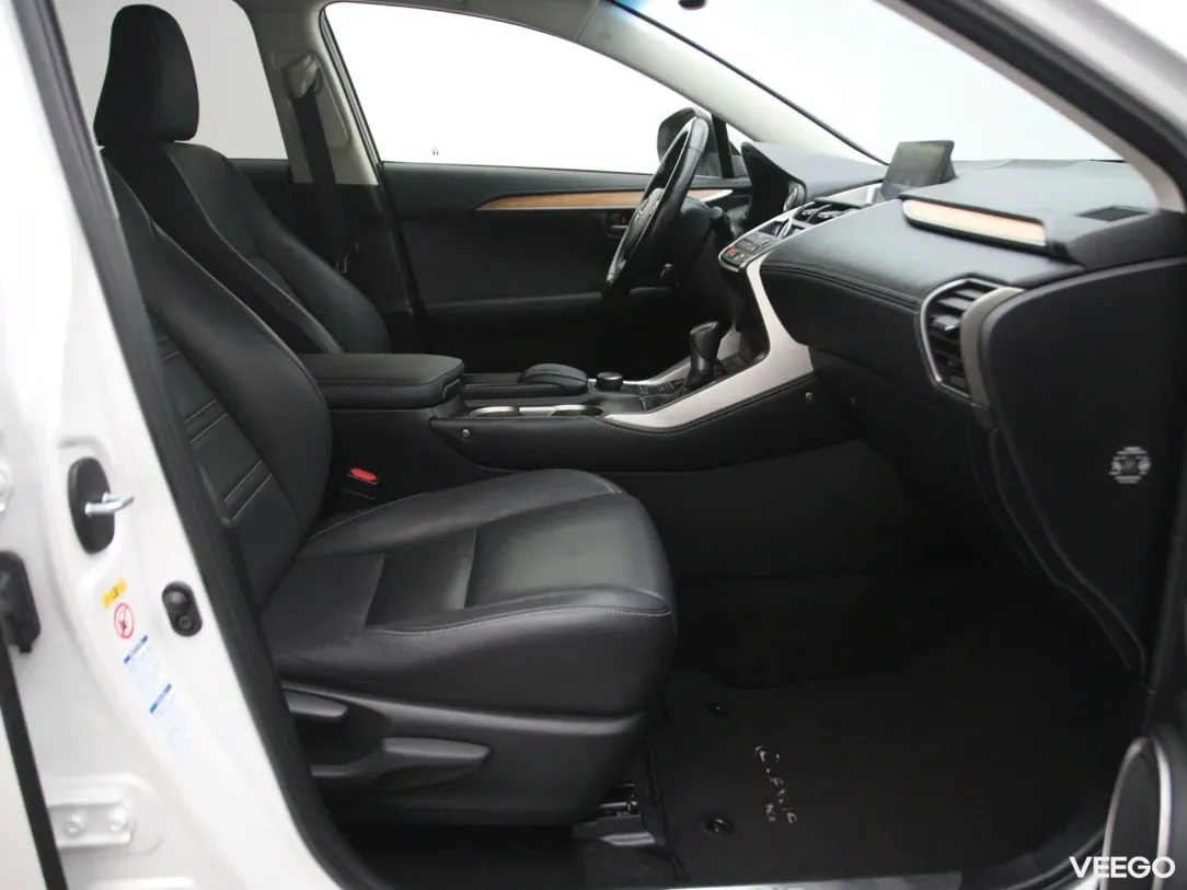 Lexus NX 2.5 145kW