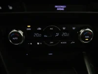 Mazda 3 2 121kW thumbnail