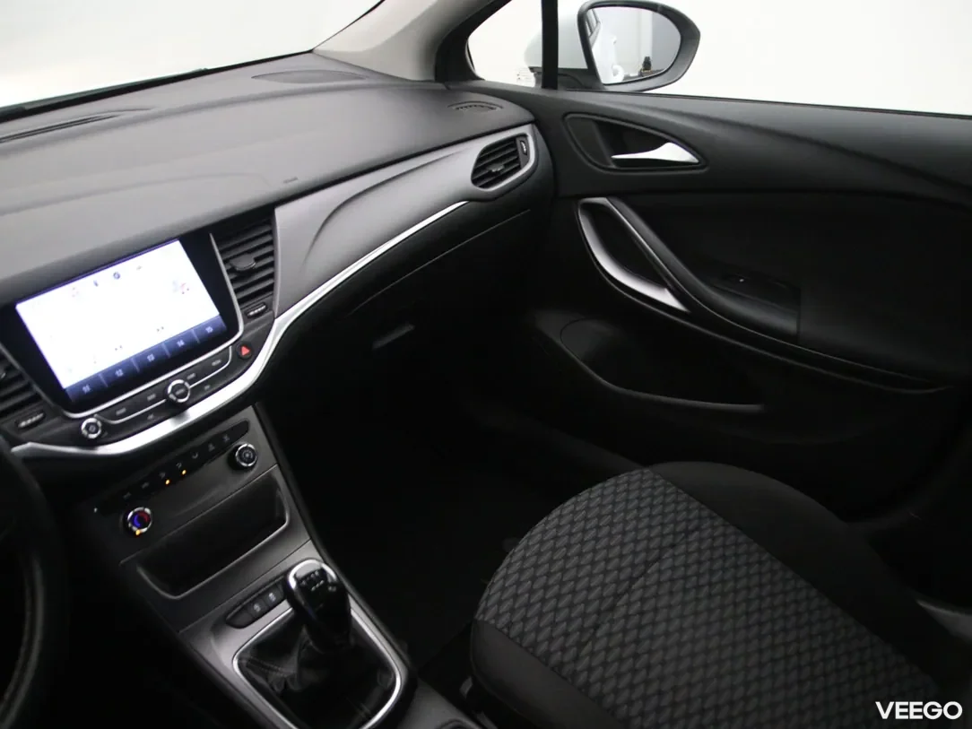 Opel Astra 1.6 81kW