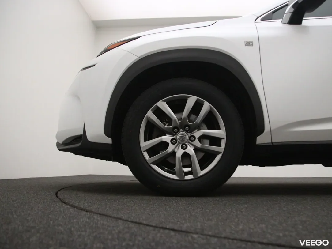 Lexus NX 2.5 145kW
