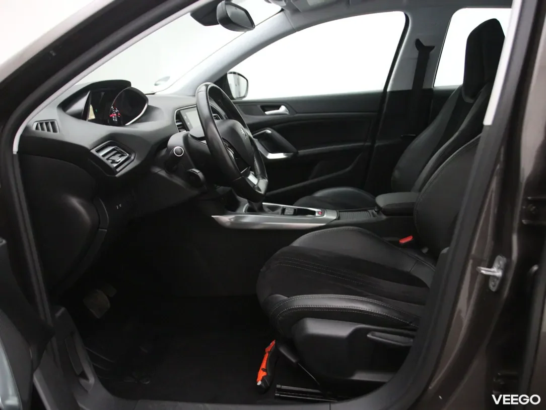 Peugeot 308 1.2 96kW