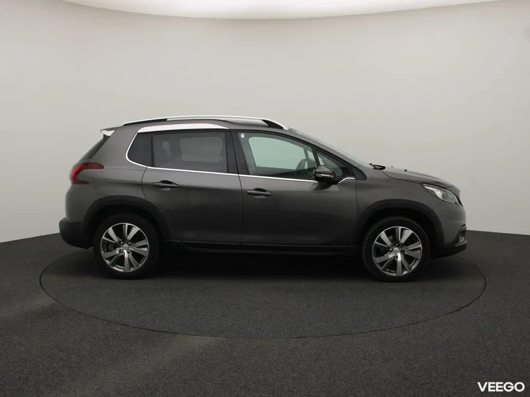Peugeot 2008 1.2 96kW