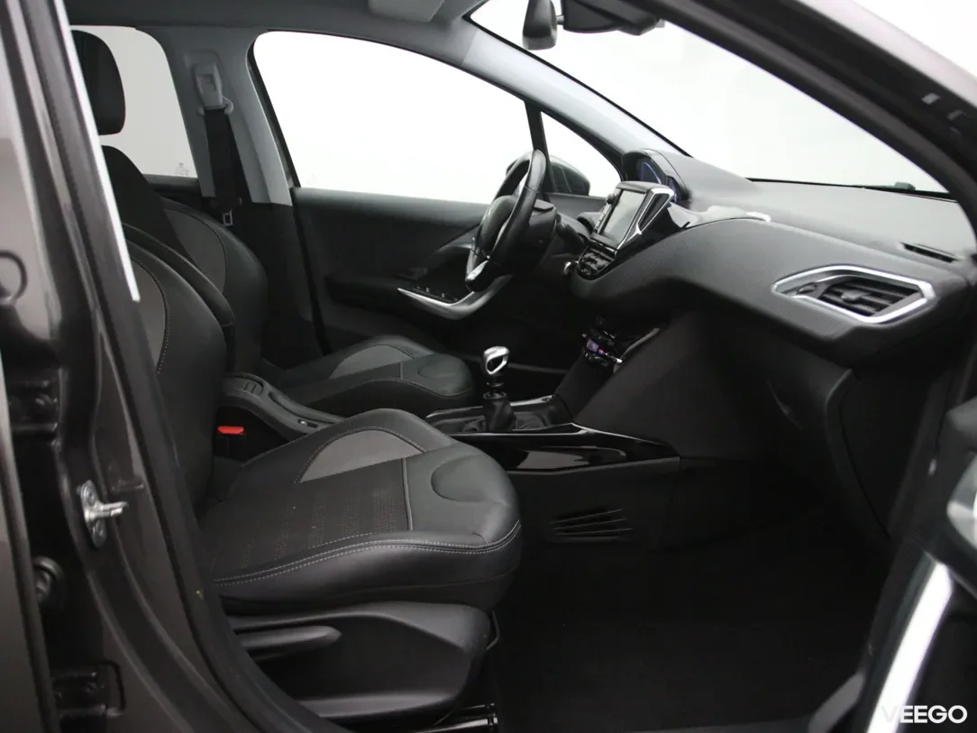 Peugeot 2008 1.2 96kW