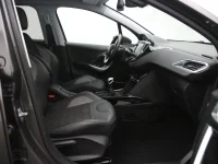 Peugeot 2008 1.2 96kW thumbnail