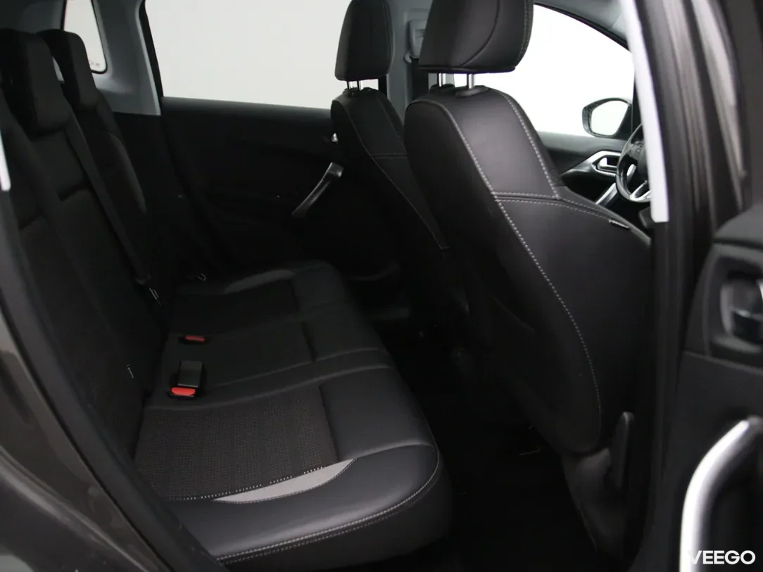 Peugeot 2008 1.2 96kW