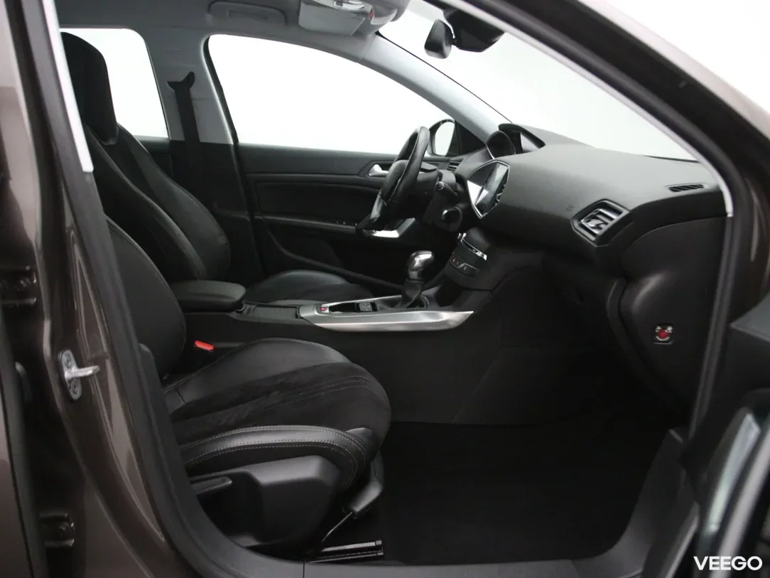 Peugeot 308 1.2 96kW