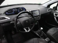 Peugeot 2008 1.2 96kW thumbnail