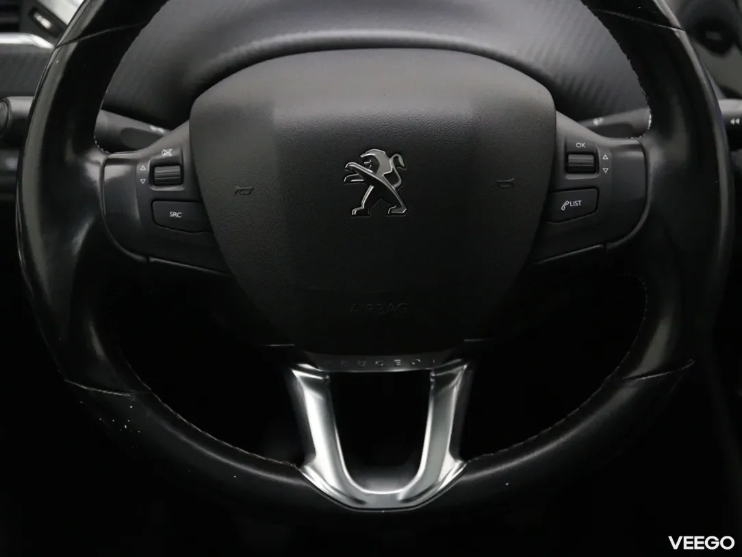 Peugeot 2008 1.2 96kW