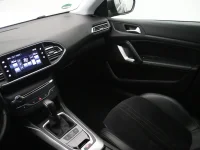 Peugeot 308 1.2 96kW thumbnail