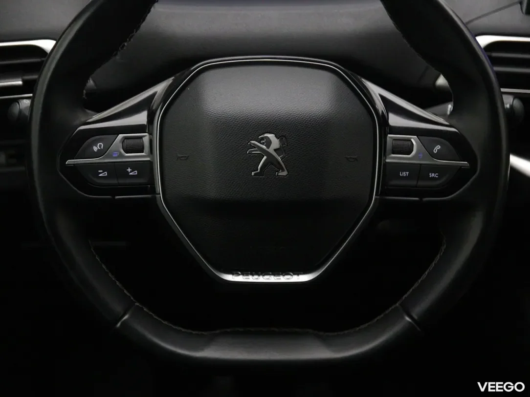 Peugeot 3008 1.2 96kW