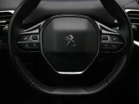 Peugeot 3008 1.2 96kW thumbnail