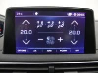 Peugeot 3008 1.2 96kW thumbnail