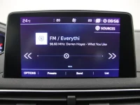 Peugeot 3008 1.2 96kW thumbnail