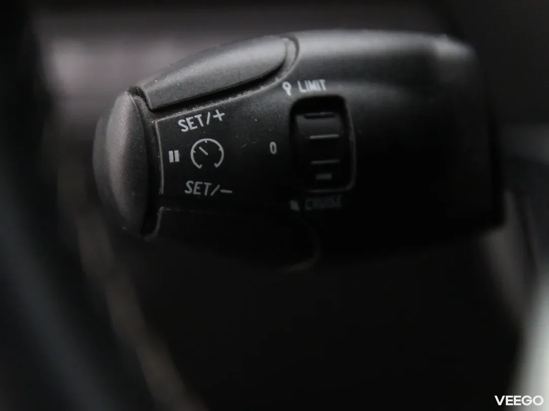 Peugeot 2008 1.2 96kW