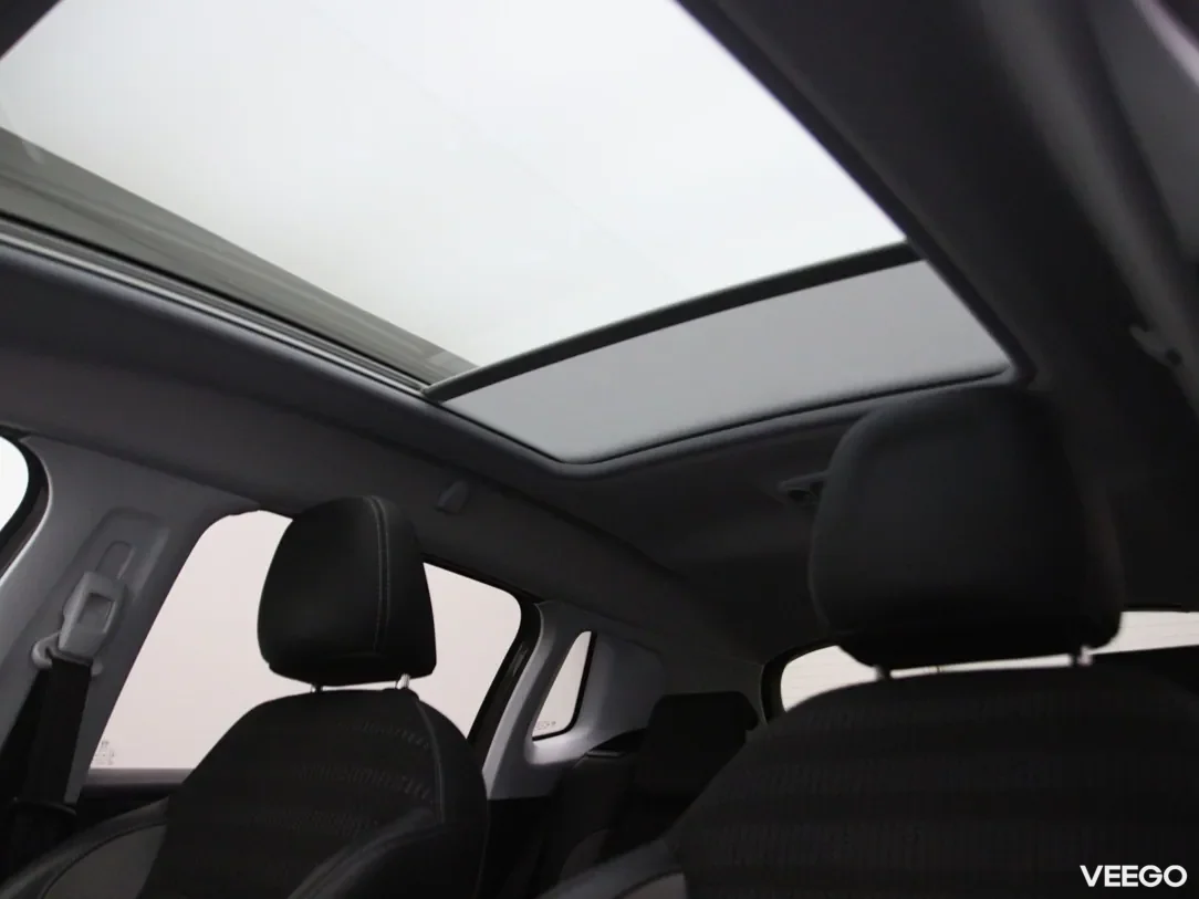 Peugeot 2008 1.2 96kW