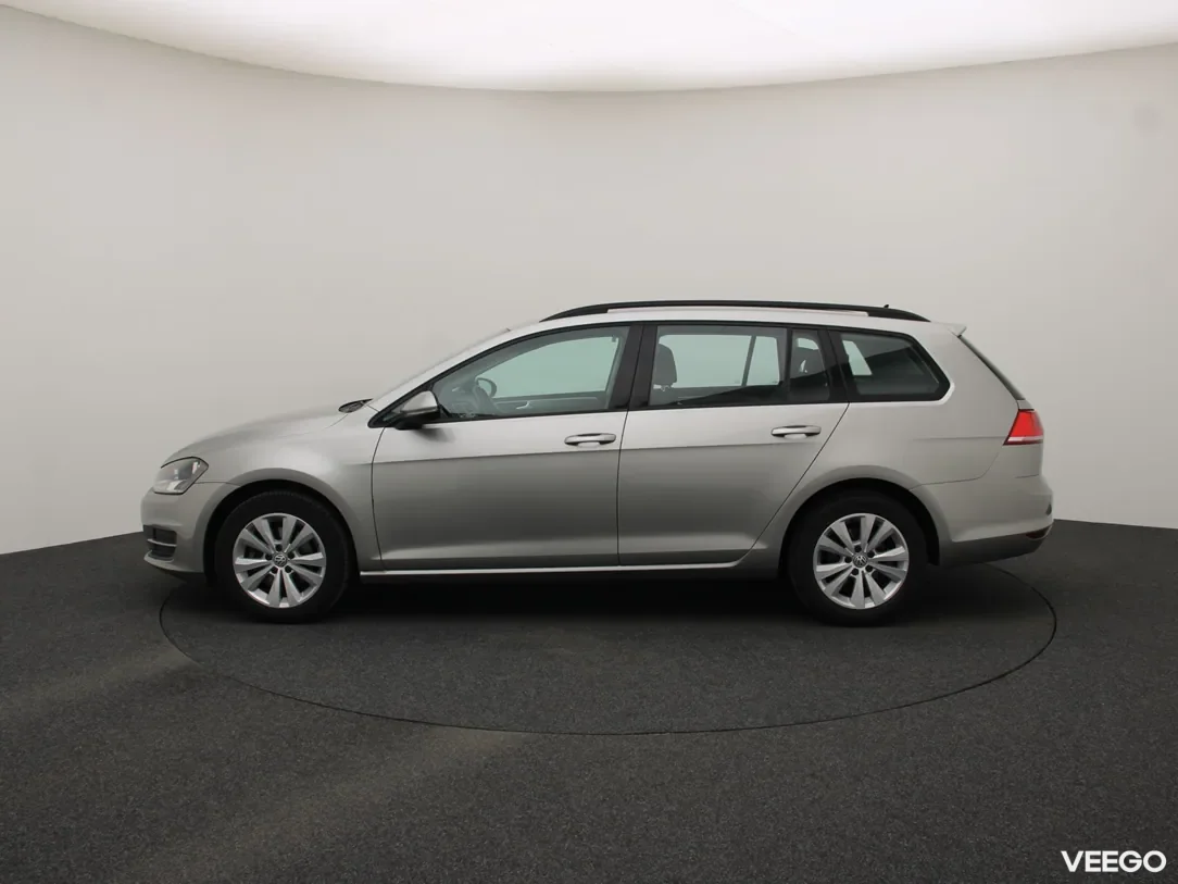 Volkswagen Golf 1.6 81kW