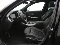 BMW 320 2 135kW thumbnail