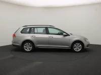 Volkswagen Golf 1.6 81kW thumbnail