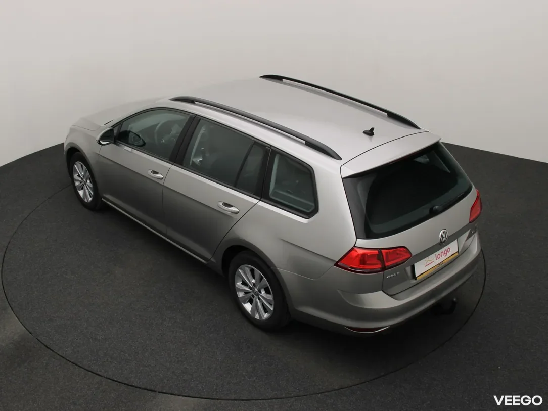 Volkswagen Golf 1.6 81kW