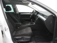 Volkswagen Passat 1.4 110kW thumbnail