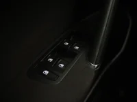Volkswagen Golf 1.6 81kW thumbnail