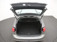 Volkswagen Golf 1.6 81kW thumbnail
