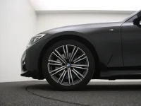 BMW 320 2 135kW thumbnail