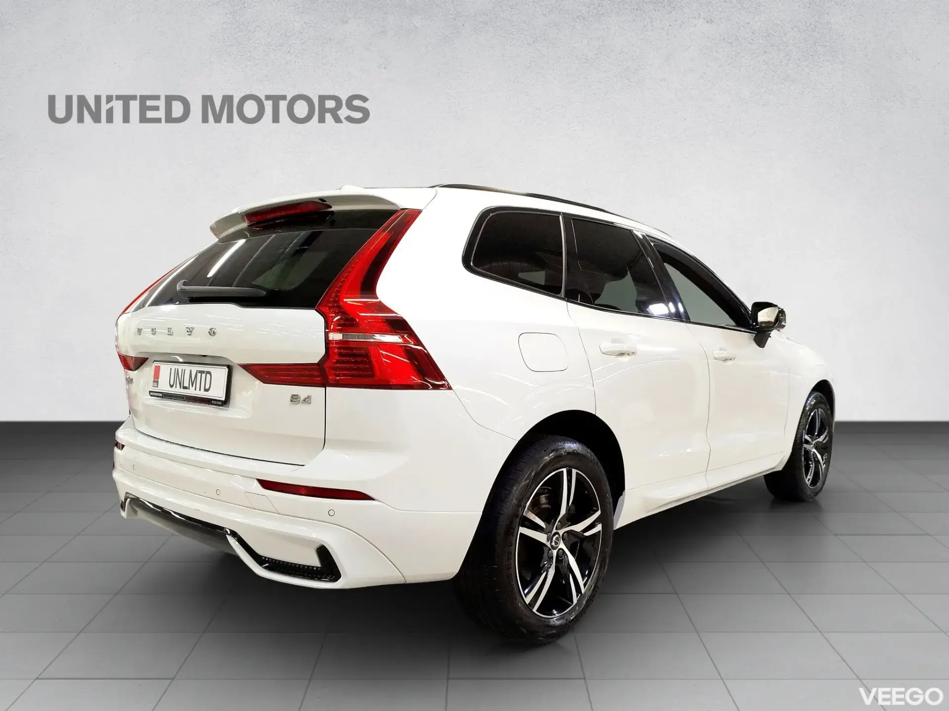 Volvo XC60 B4 R-Design 2 145kW