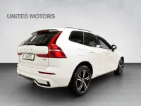 Volvo XC60 B4 R-Design 2 145kW thumbnail