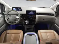 Hyundai STARIA PREMIUM 7-sitzer 8 AT 4WD Signature 130kW thumbnail
