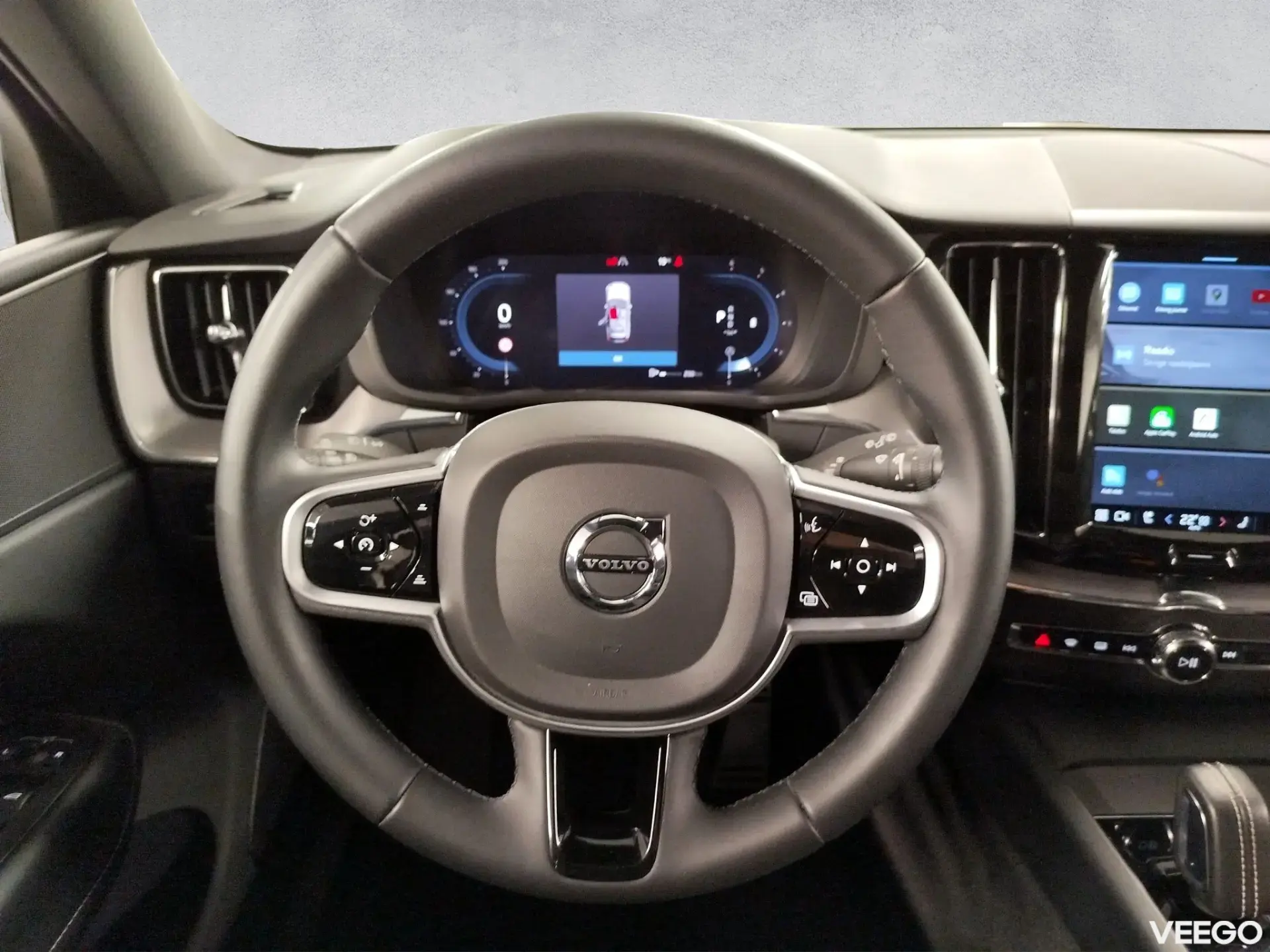 Volvo XC60 B4 R-Design 2 145kW