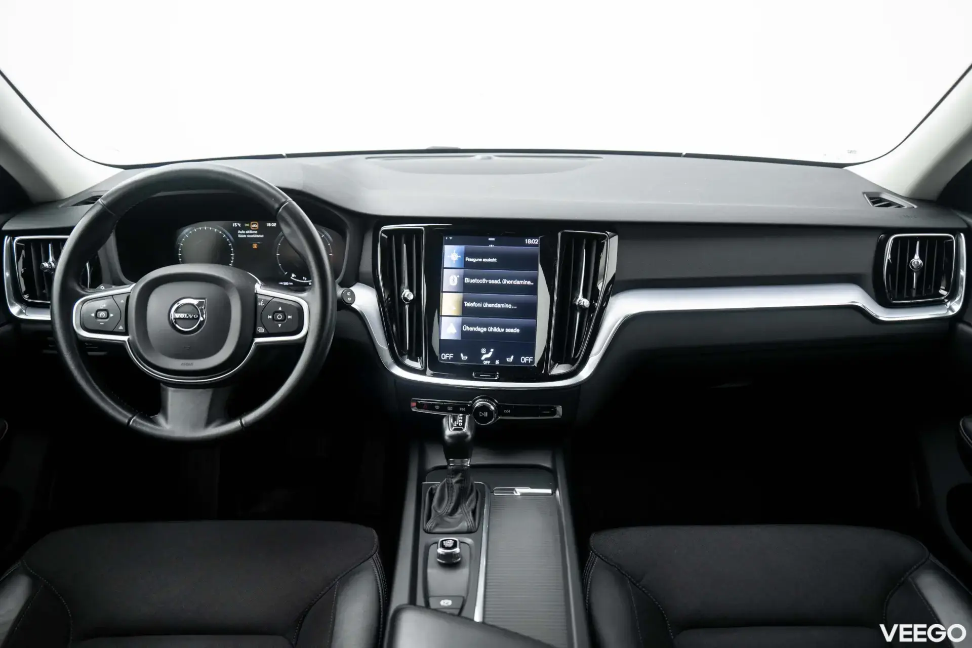 Volvo V60 Momentum 2.0 110kW