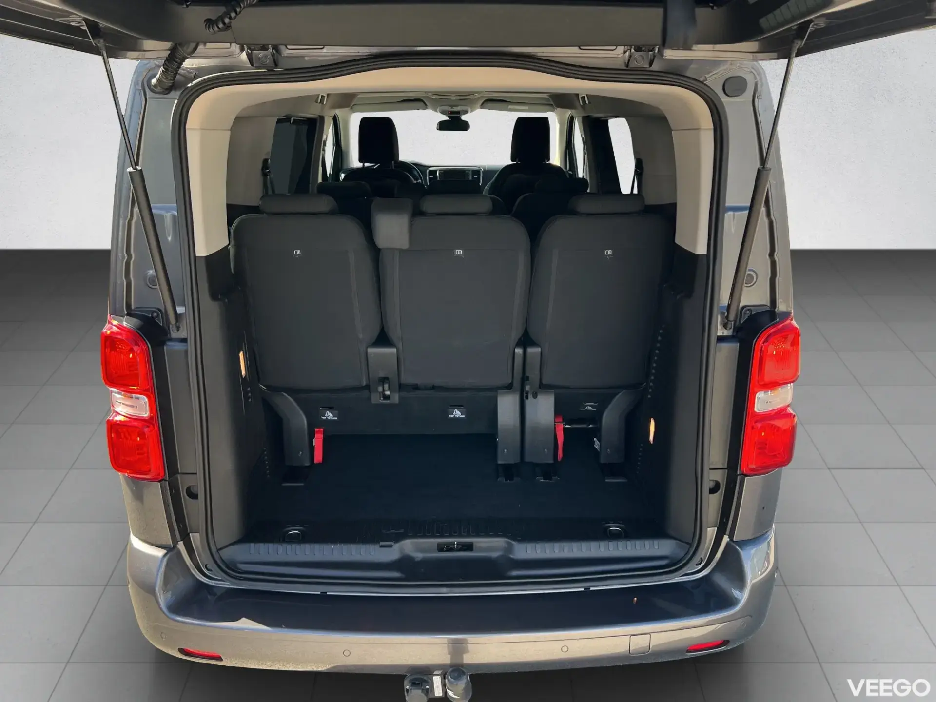 Peugeot EXPERT TRAVELLER - 130kW