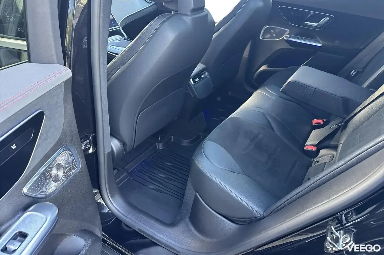 Mercedes-Benz EQE SUV: EQE SUV 500 4Matic AMG pakett 300kW