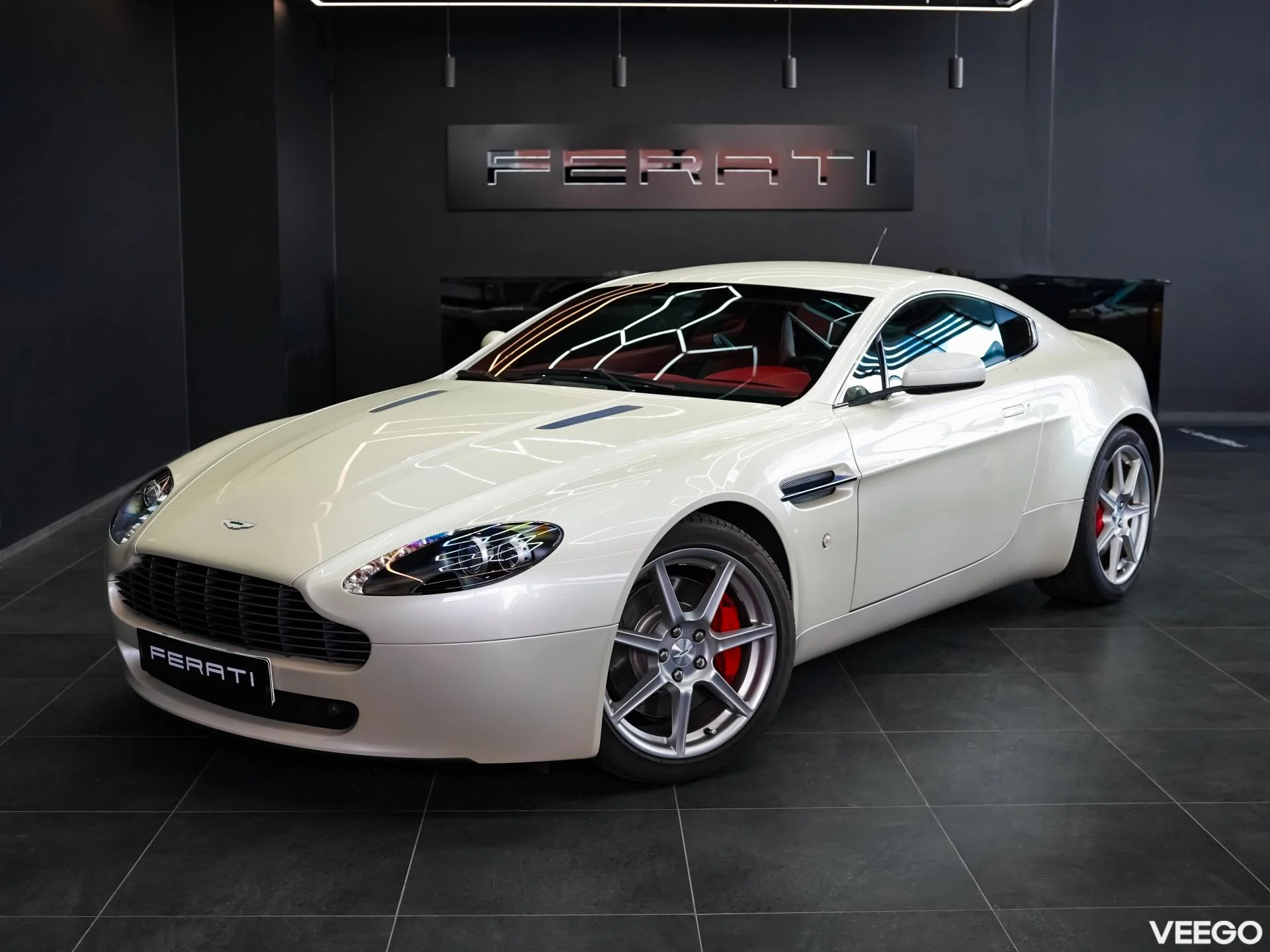 Aston Martin Vantage 4.3 283kW